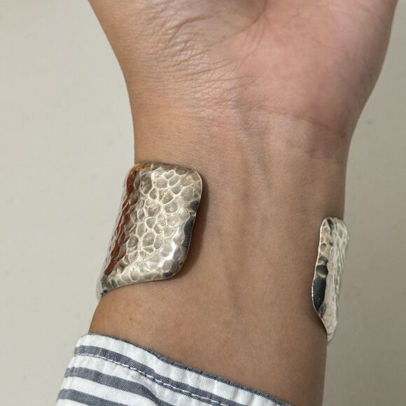 Vintage Taxco Mexico Hammered Sterling Wide Cuff - Picture 3 of 7